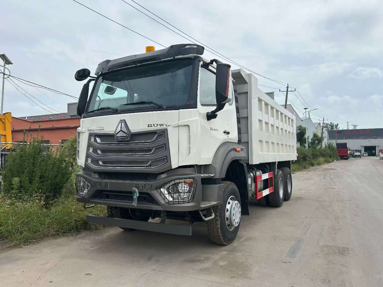 Howo NX 64 Dump Truck6.jpg