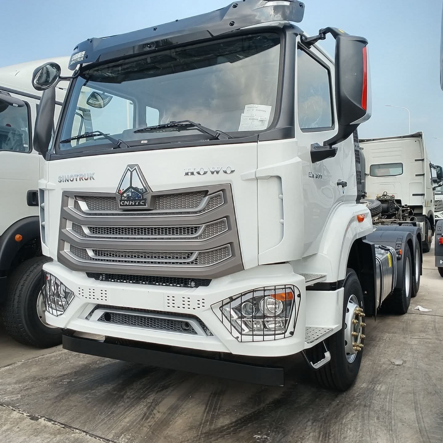 howo NX 64 Truck Tractor7.jpg